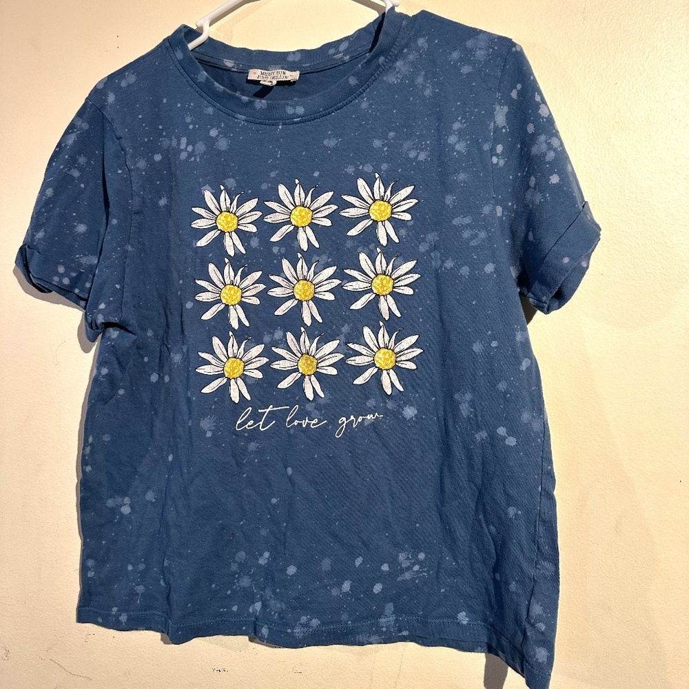 Women's medium dark blue short sleeves shirt